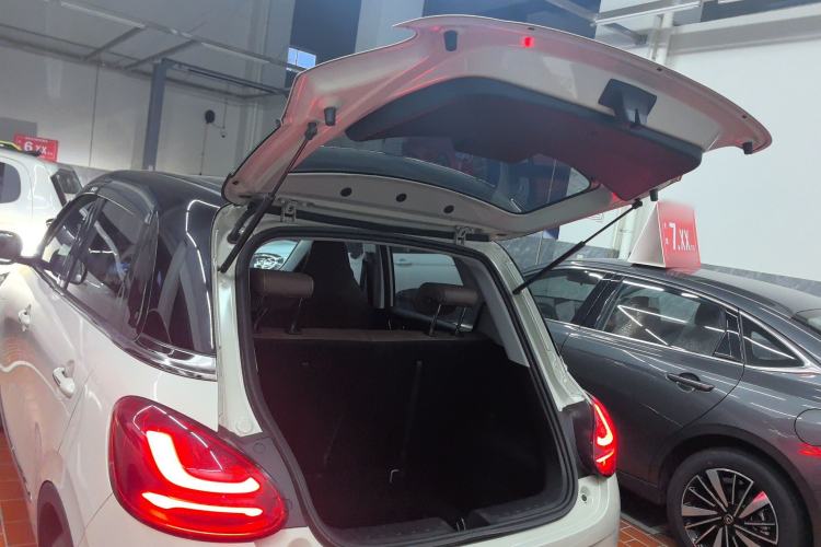 Used Wuling Bingo 2023 333 km Enjoyment Version
