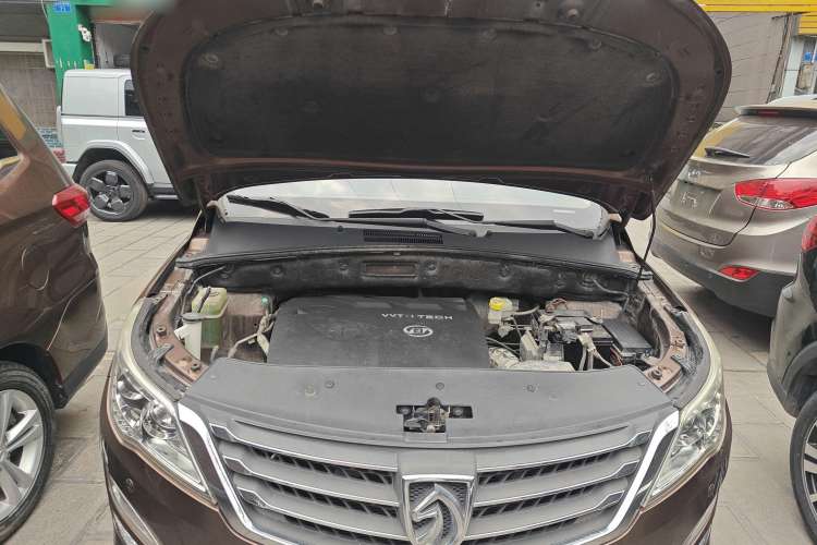 Used Baojun 560 2015 1.8L Manual Elite Model
