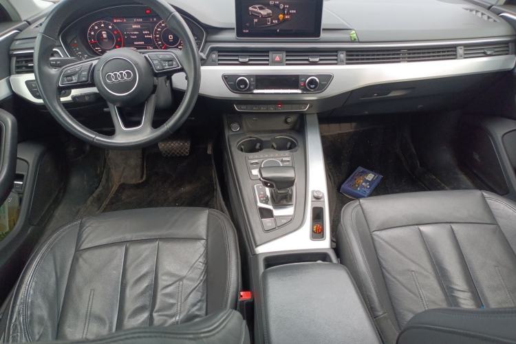Used Audi A4L 2019 40 TFSI Fashion Edition China VI Emission Standard
