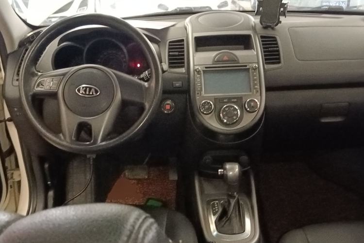 Used Kia Soul 2013 1.6L AT GL
