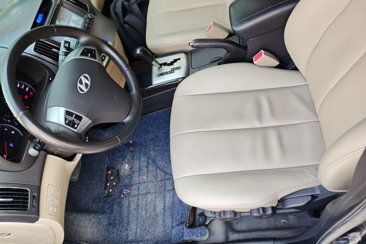 Used Hyundai Celesta 2015 1.6L Automatic Luxury Model
