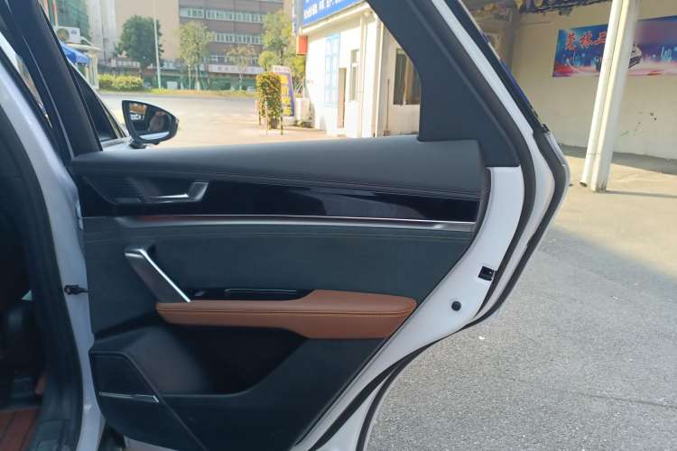 Used BYD Tang New Energy 2021 DM 2.0T Four-Wheel Drive High-Performance Luxury Model
