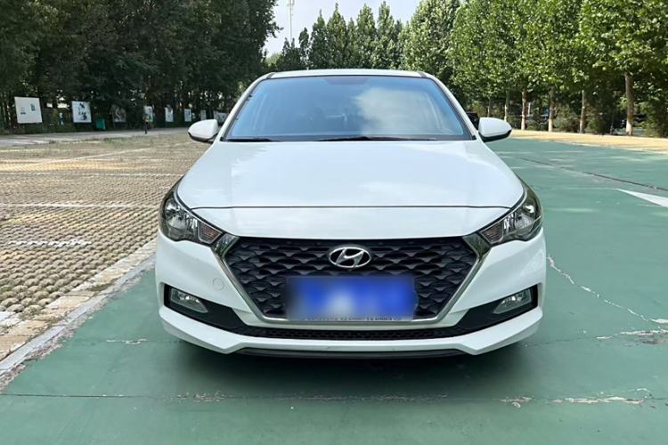 Used Hyundai Verna RV 2017 1.4L Automatic Cool Edition GLS China V Emission Standard
