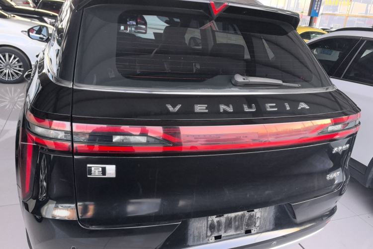 Used Venucia Star 2020 260T Automatic 48V Mild Hybrid Turbocharged Star Edition
