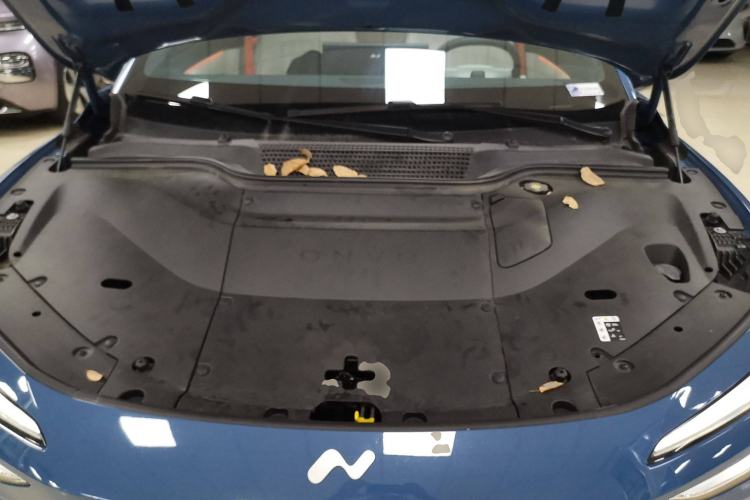 Used ONVO L60 2024 60 kWh All-Wheel Drive
