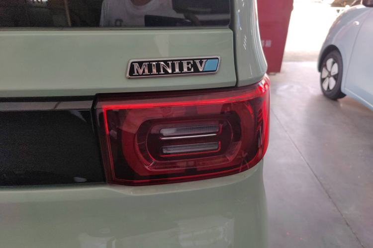 Used Wuling Hongguang MINIEV 2021 Macaron Premium Model – Lithium Iron Phosphate
