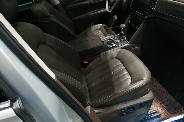 Used Volkswagen Viloran 2020 330TSI Luxury Edition