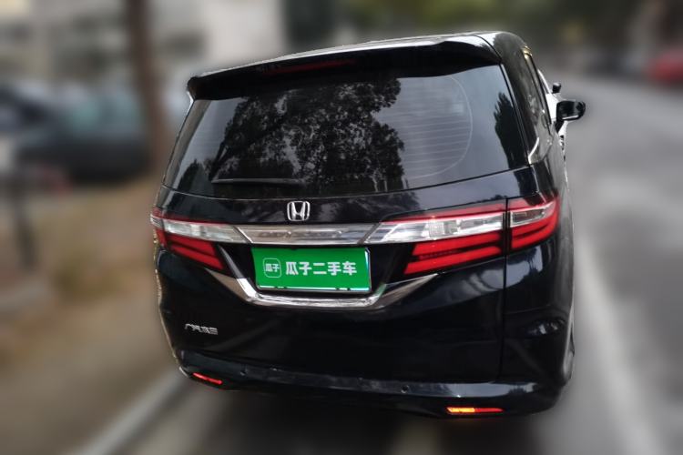 Used Honda Odyssey 2015 Revised 2.4L Luxury Edition
