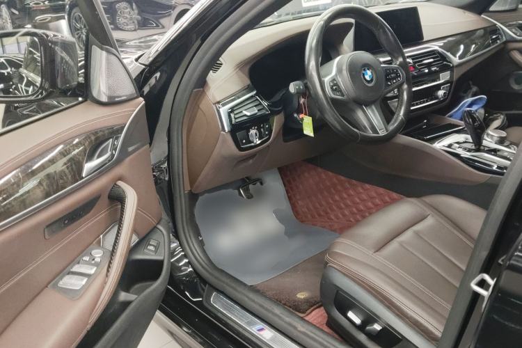 Used BMW 5 Series 2019 Restyled 525Li M Sport Package