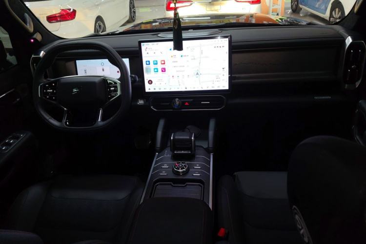 Used JETOUR Traveler 2023 2.0T All-Wheel Drive CrossPRO+
