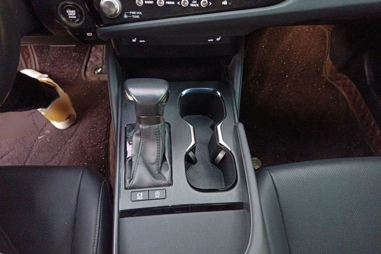 Used Lexus ES 2022 200 Excellence Edition