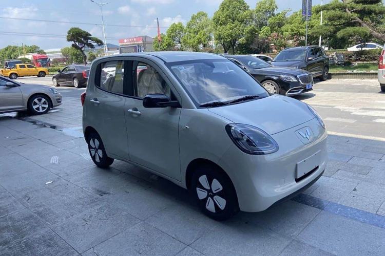 Used Wuling Hongguang MINIEV 2025 Four-Door Version Advanced Edition
