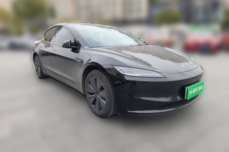 Used Tesla Model 3 2025 Rear-Wheel-Drive Version
