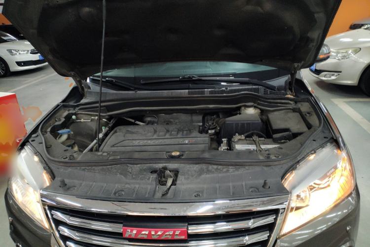 Used Haval H6 2015 Sport Edition 1.5T Automatic Two-Wheel Drive Luxury Model
