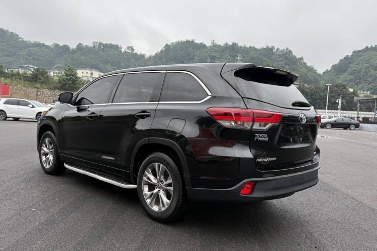 Used Toyota Highlander 2018 2.0T Four-Wheel Drive Elite Edition 7 Seats China VI Standard
