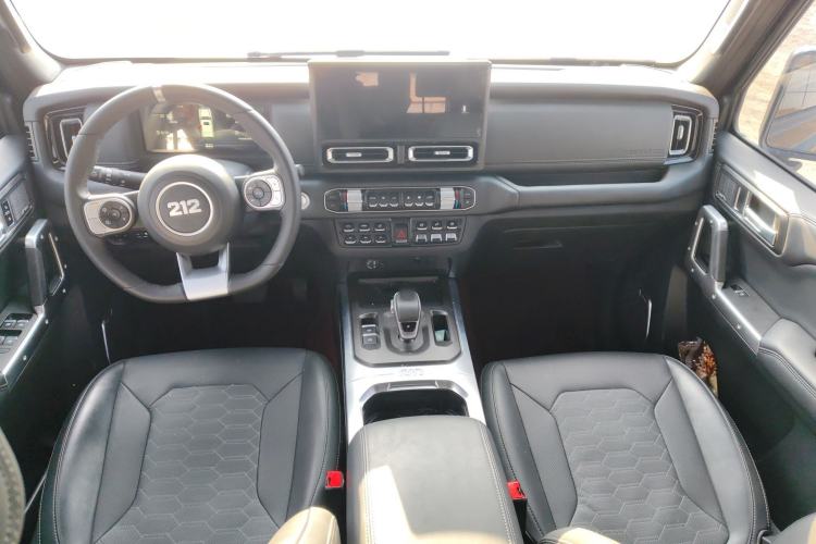 Used  T01 2025 2.0T Changfeng
