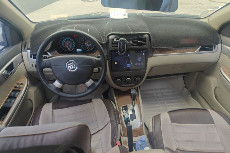 Used Buick Excelle 2015 1.5L Automatic Classic Model
