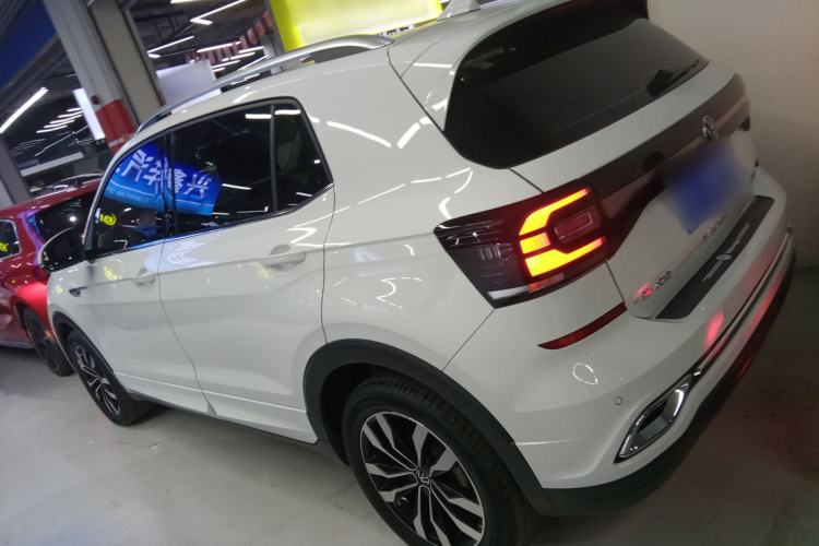 Used Volkswagen Tacqua 2021 280TSI DSG R-Line Smart Connectivity Version