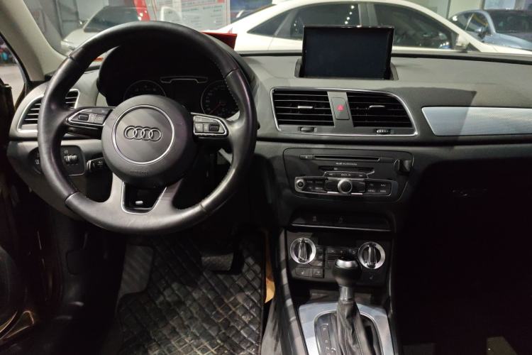 Used Audi Q3 2013 35 TFSI Comfort Model
