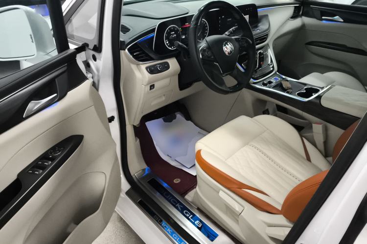 Used Buick GL8 2022 ES Landtrek 653T Comfort Edition