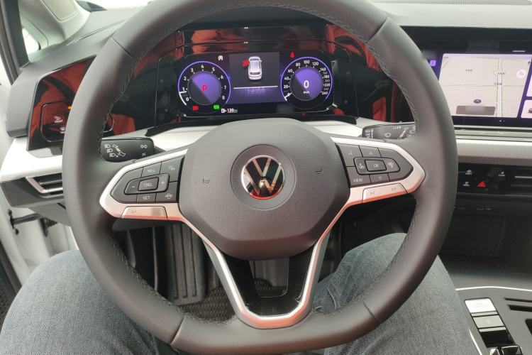 Used Volkswagen Golf 2024 280TSI DSG Pro 50th Anniversary Edition
