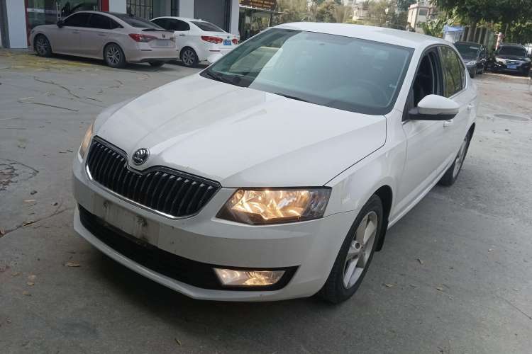 Used Skoda Octavia 2015 1.6L Automatic Yijie Edition
