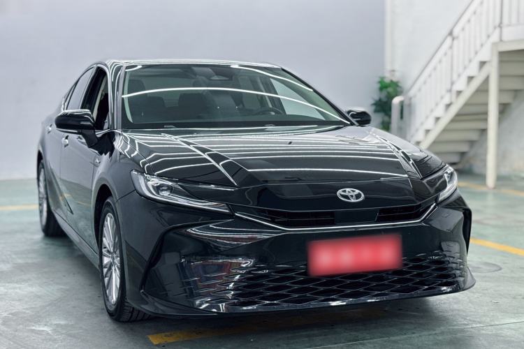 Used Toyota Camry 2024 Dual-Motor 2.0 HGVP Luxury Edition