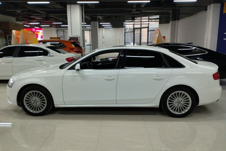 Used Audi A4L 2015 35 TFSI Automatic Comfort Model
