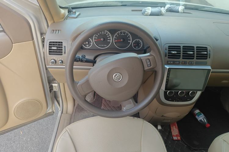 Used Buick GL8 2014 2.4L Classic Edition
