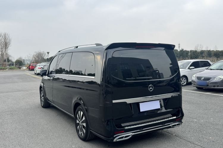 Used Mercedes-Benz Vito 2023 2.0T Elite Version 7 Seats