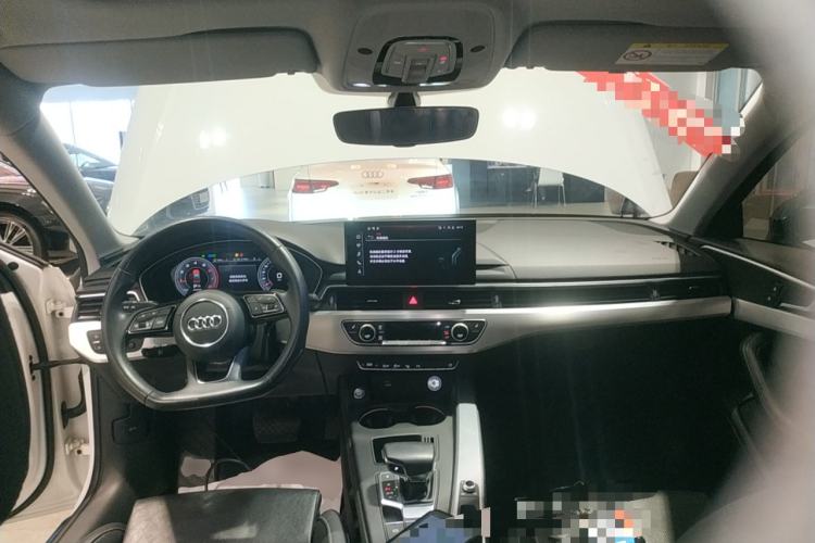 Used Audi A4L 2022 40 TFSI Luxury Dynamic Model
