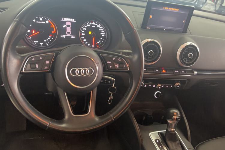 Used Audi A3 2019 Limousine 35 TFSI Fashion Edition China VI Emission Standard