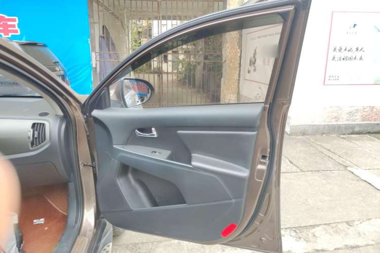 Used Kia Sportage R 2016 2.0L Automatic Two-Wheel Drive DLX
