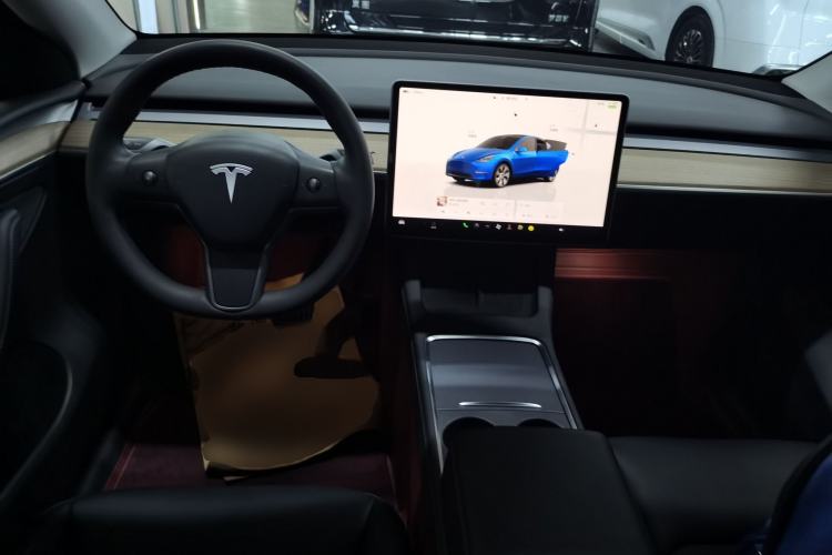 Used Tesla Model Y 2022 Rear-Wheel-Drive Version
