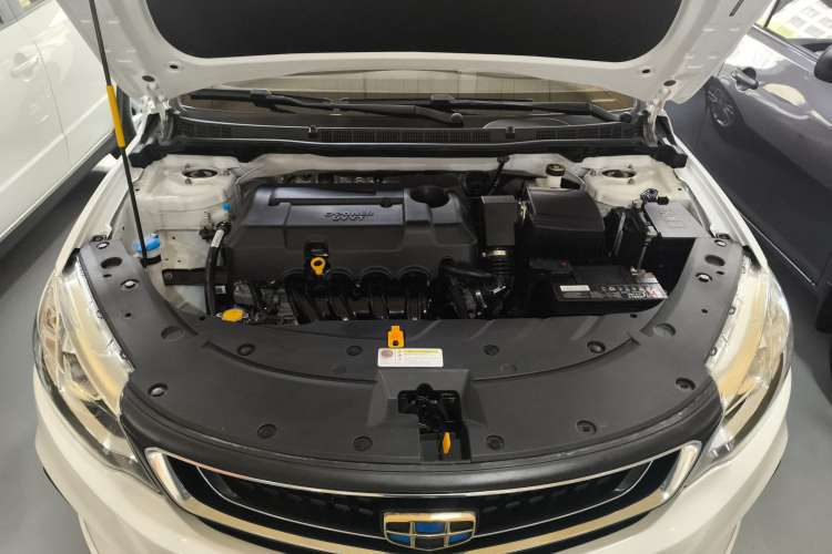 Used Geely Auto Vision 2019 Upgraded Model 1.5L Manual Luxury Version China VI Standard
