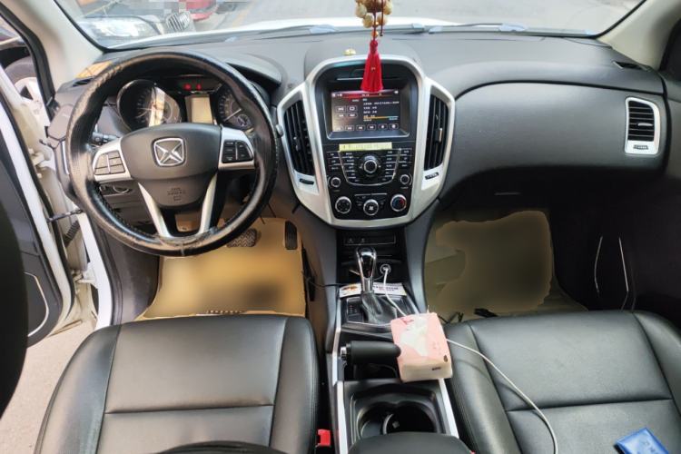 Used JMC Yusheng S350 2013 2.4T Automatic 4x4 Diesel Ultra-Luxury 5-Seater
