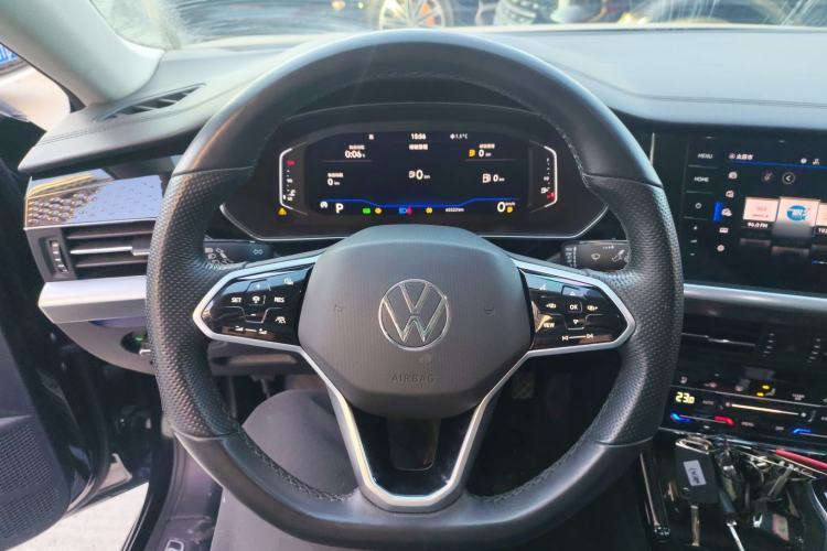 Used Volkswagen Passat 2023 Restyled 330TSI Starry Luxury Edition
