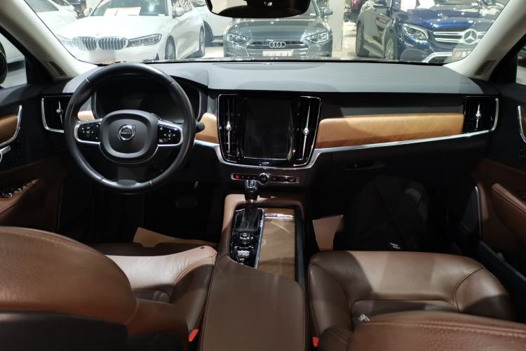 Used Volvo S90 2020 Facelifted T5 Zhiyi Luxury Edition
