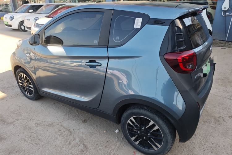 Used Chery Little Ant 2022 Sweet Pink Edition Half-Sugar Version Lithium Iron Phosphate 29.2 kWh 30 kW 301 km
