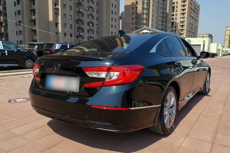 Used Honda Accord 2018 230TURBO Comfort Version National V
