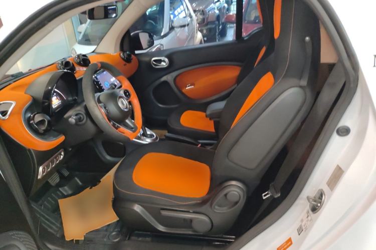 Used  fortwo 2015 1.0L 52 kW Hardtop Passion Edition
