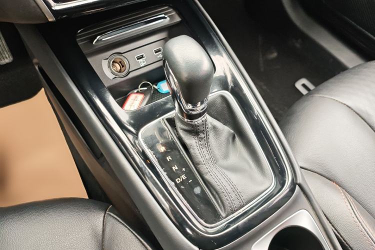 Used Roewe i5 2020 1.5L Automatic 4G Connected Linghao Edition