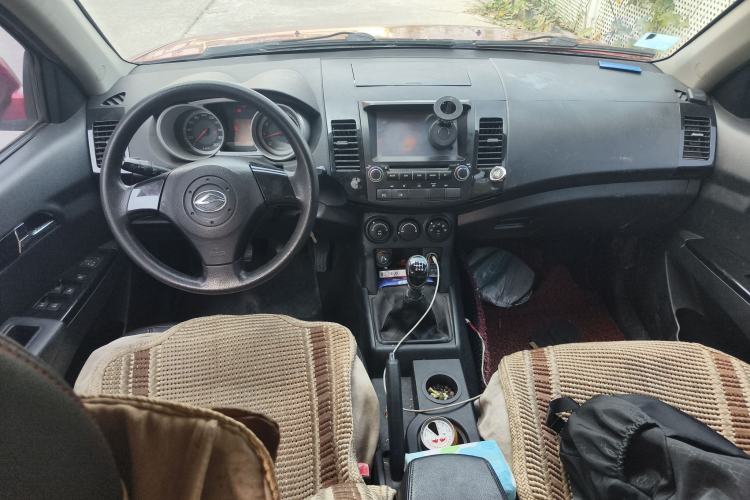 Used Land X8 2014 Explorer Edition 2.0T Gasoline 4x2 Luxury Model