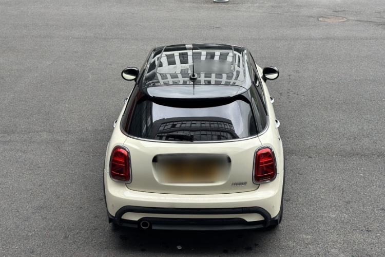 Used  MINI 2022 1.5T COOPER Classic Edition Five-Door Version
