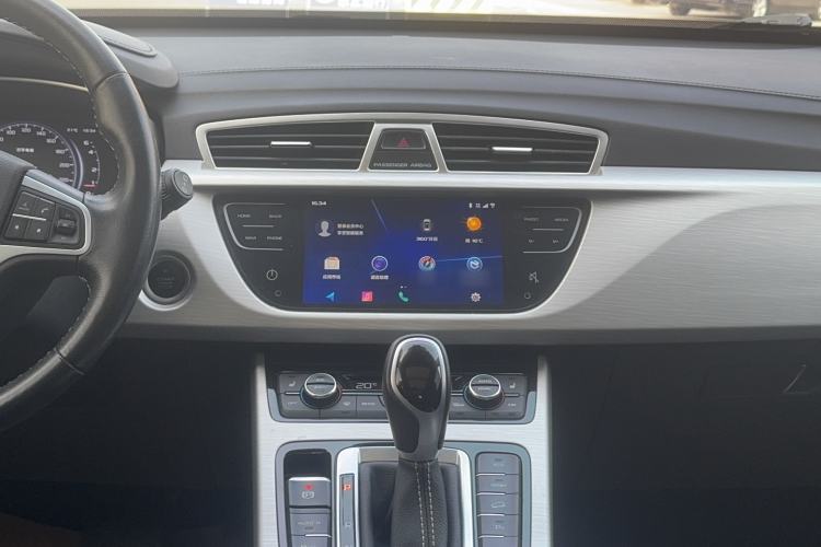 Used Geely Auto Emgrand X7 Sport 2018 1.8TD Automatic Two-Wheel Drive Smart 4G Connected Version