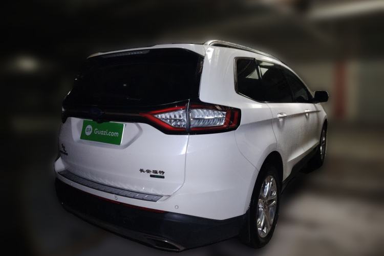 Used Ford Edge 2015 2.0T GTDi Two-Wheel-Drive High-Line Version