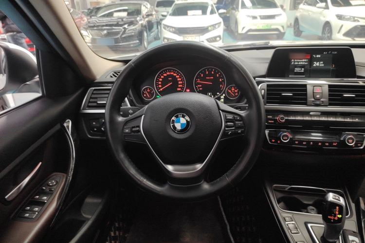 Used BMW 3 Series 2018 320Li Fashion Model
