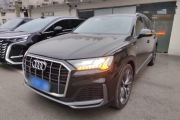 Used Audi Q7 2020 55 TFSI quattro S line sports model