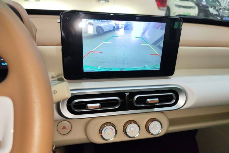 Used Wuling Hongguang MINIEV 2024 3rd Generation 215km Advanced Version
