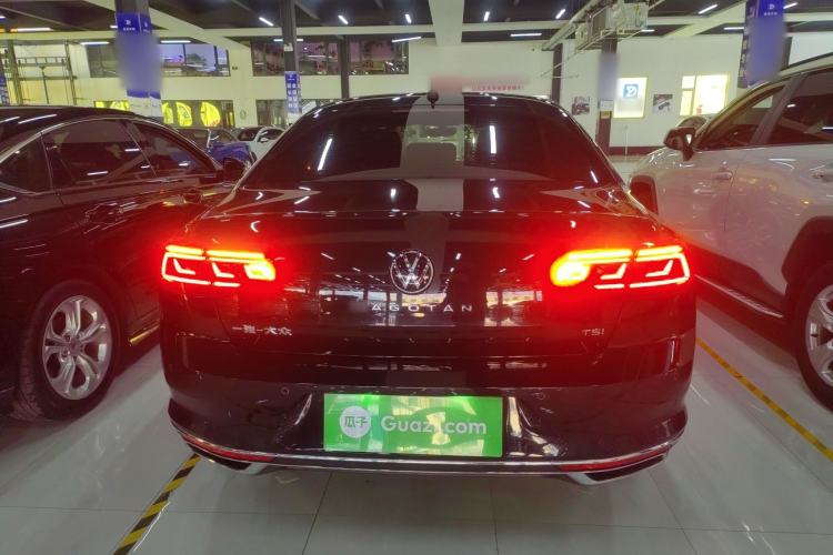 Used Volkswagen Magotan 2020 330TSI DSG Leading Model
